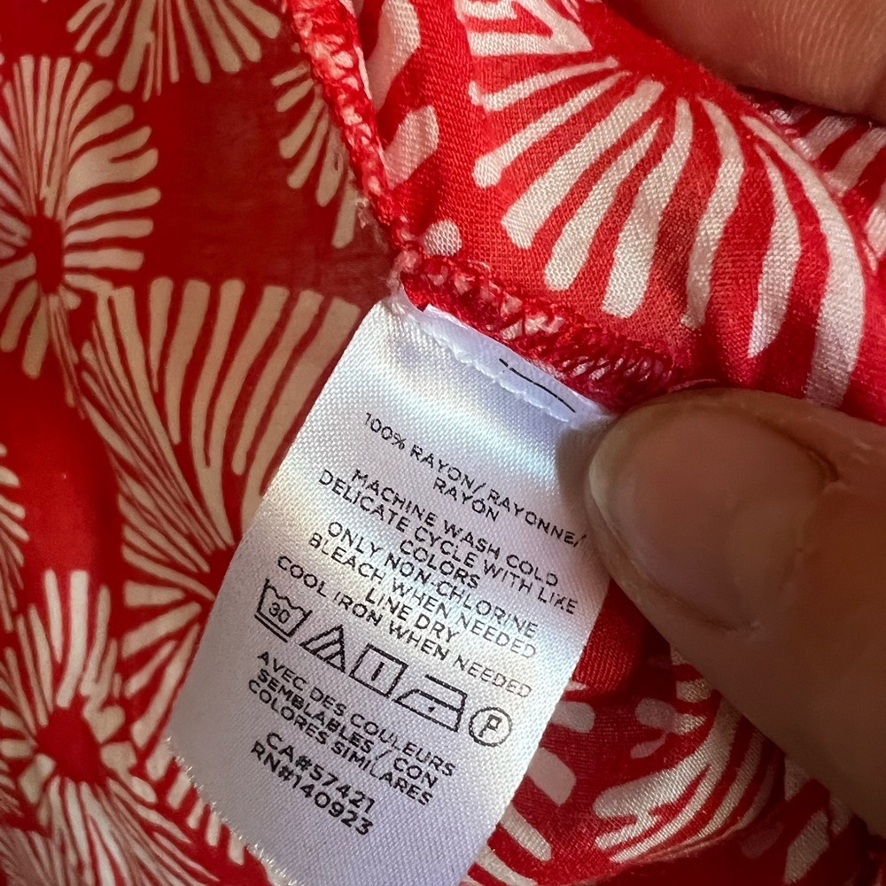 Red Floral Kimono Wrap LOFT - Picture 4 of 5
